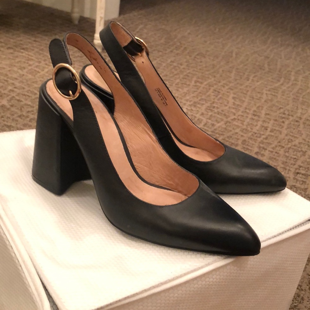 Sling back, block black heels size 9